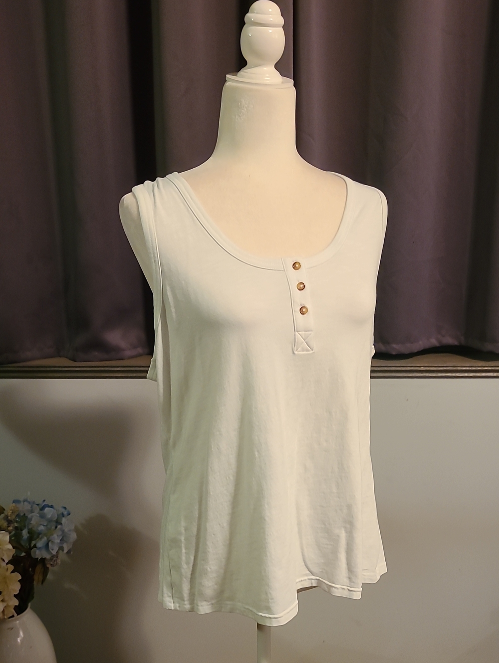 Time And Tru Classic White Sleeveless Henley Tank Top XXL